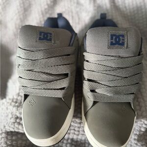 DC Men's Sneakers in Gray and Blue